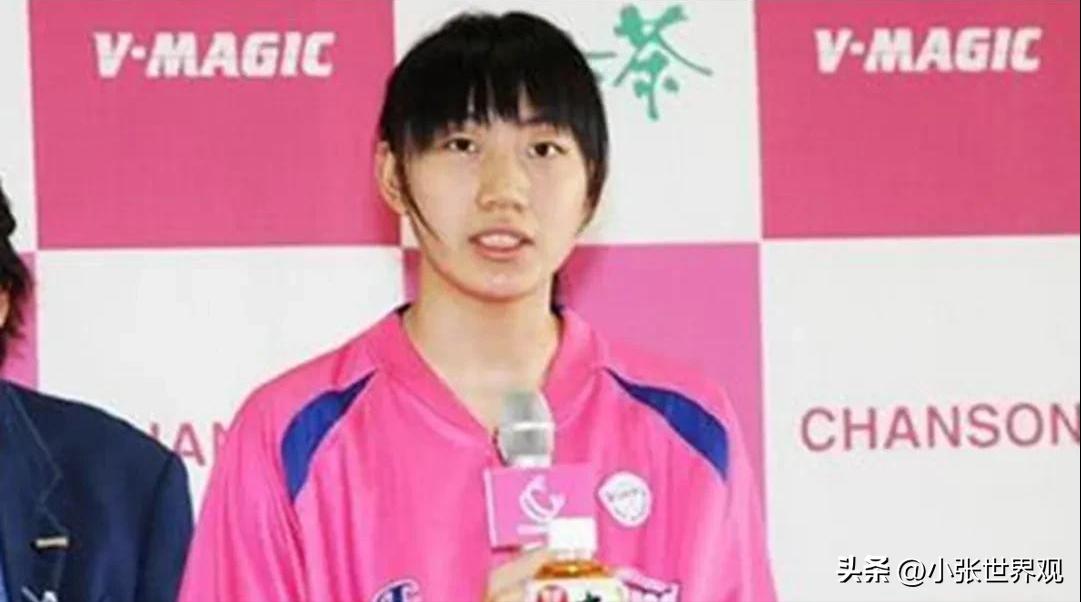 “我自愿加入日本籍，我要打败中国女篮！”2012年，这句话在社交媒体上引发了轩然