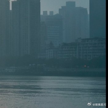 发现一个现象。发财的人大多嘴上不谈发财。天天把“我要搞钱”挂嘴边的，多半还停留在