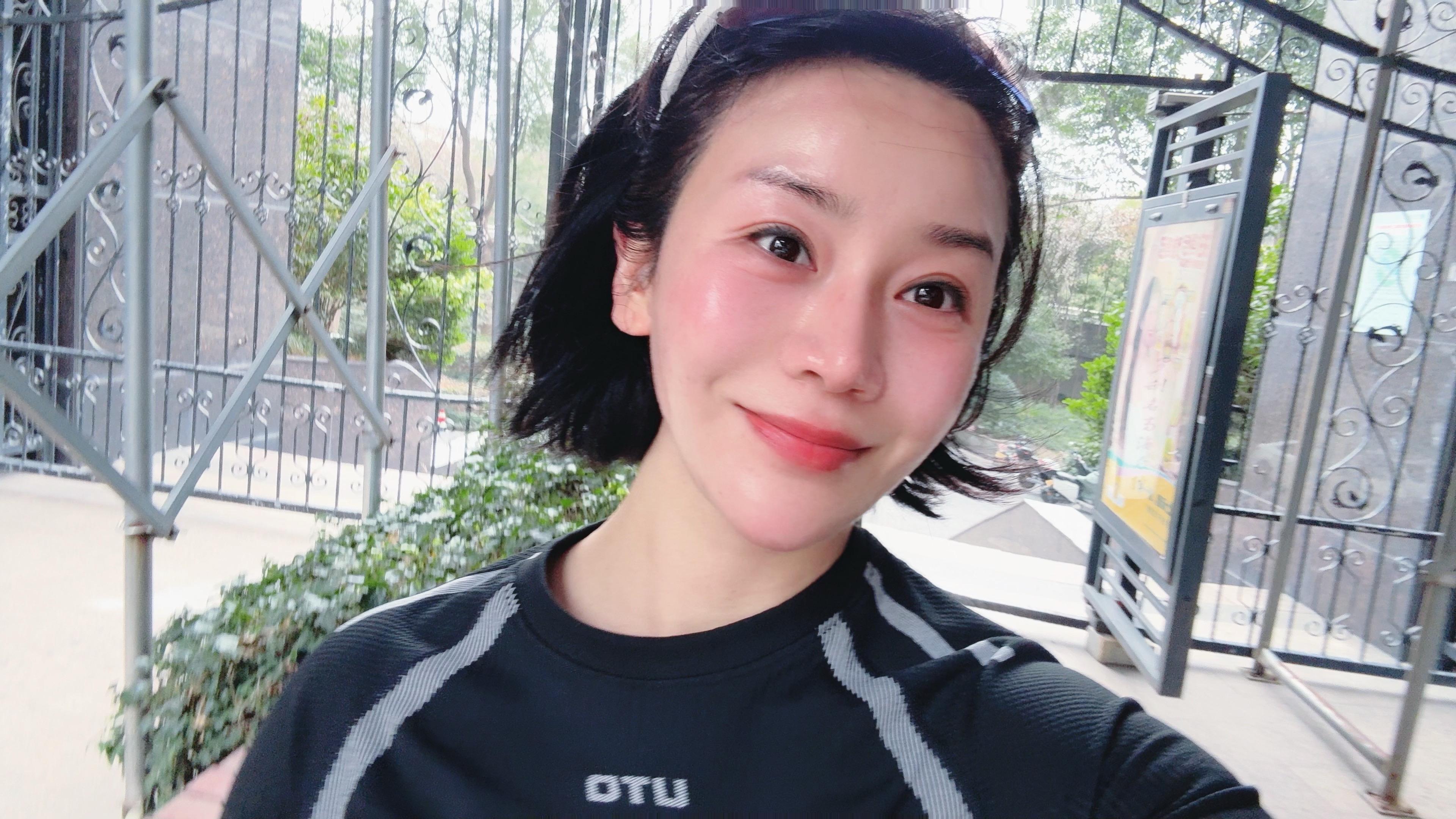 🏃‍♀️ 随心跑10公里🔚 前半程跑逆风时有多煎熬吃力😖 后半程...