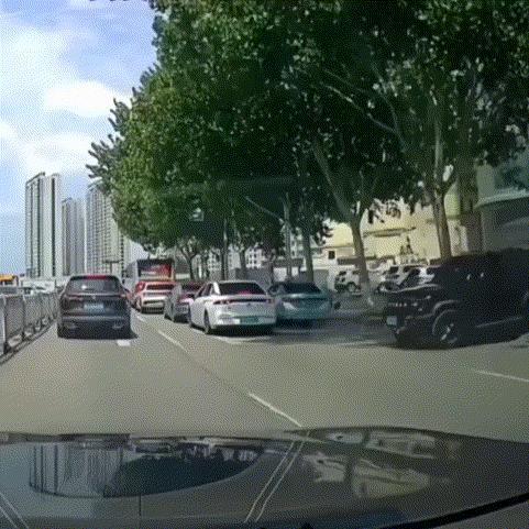 你妈       身体健康，万事如意[得意]