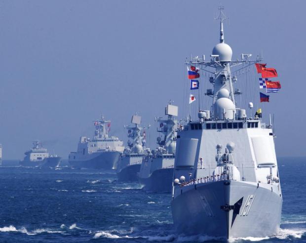 中国当前的兵力能否同美国抗衡？可以这样讲，中国如今的实力别说抗衡，甚至能把美国压