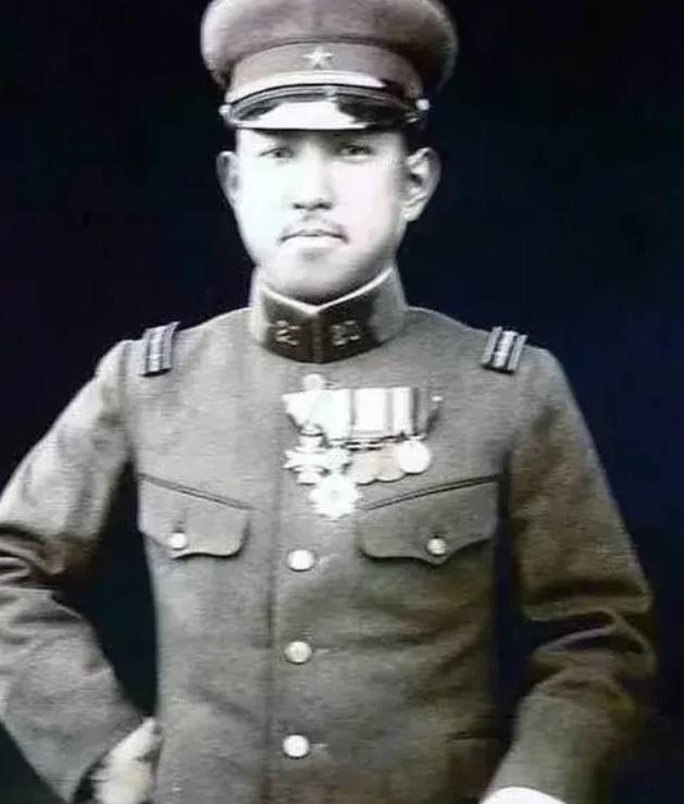 1932年，一名日本大佐率兵围剿庄河县的抗战组织