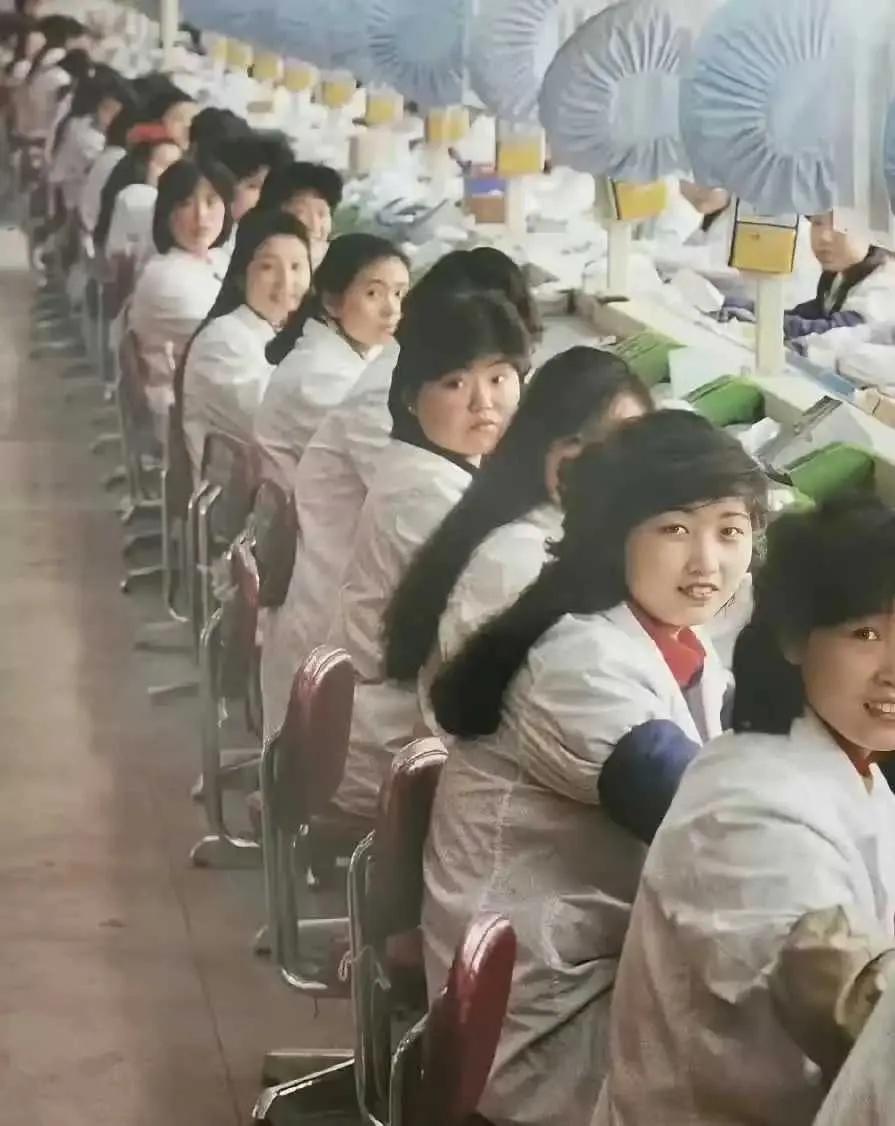 洗衣粉能洗头的年代，头发都很厚！