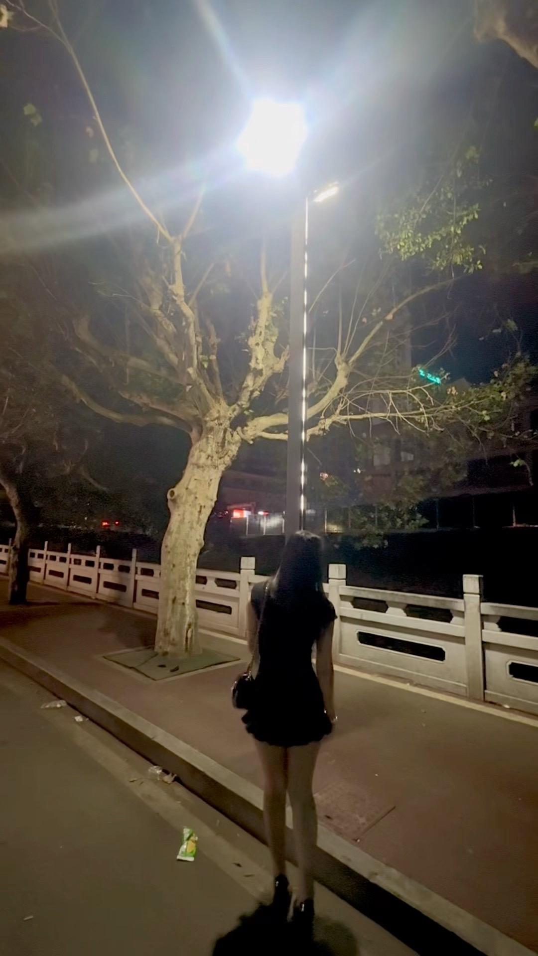 缘分本就稀薄寡淡 你看又一年夏天要来了