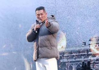 馆长说的一句话，很有道理，馆长说：“国民党打内战，输给了共产党，被赶到台湾来，在