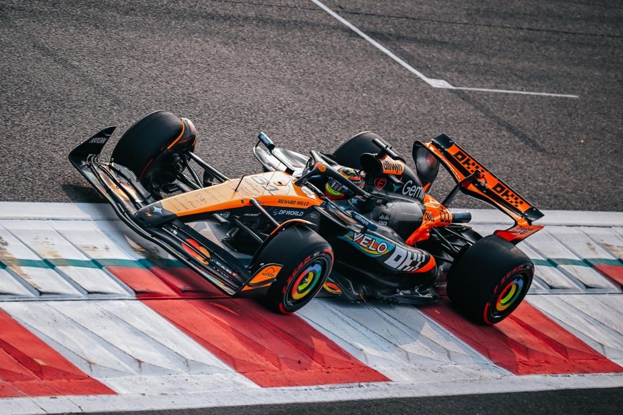 争冠三人组FP3尾速：皮亚斯特里 334km/h维斯塔潘 332km/h诺里斯 