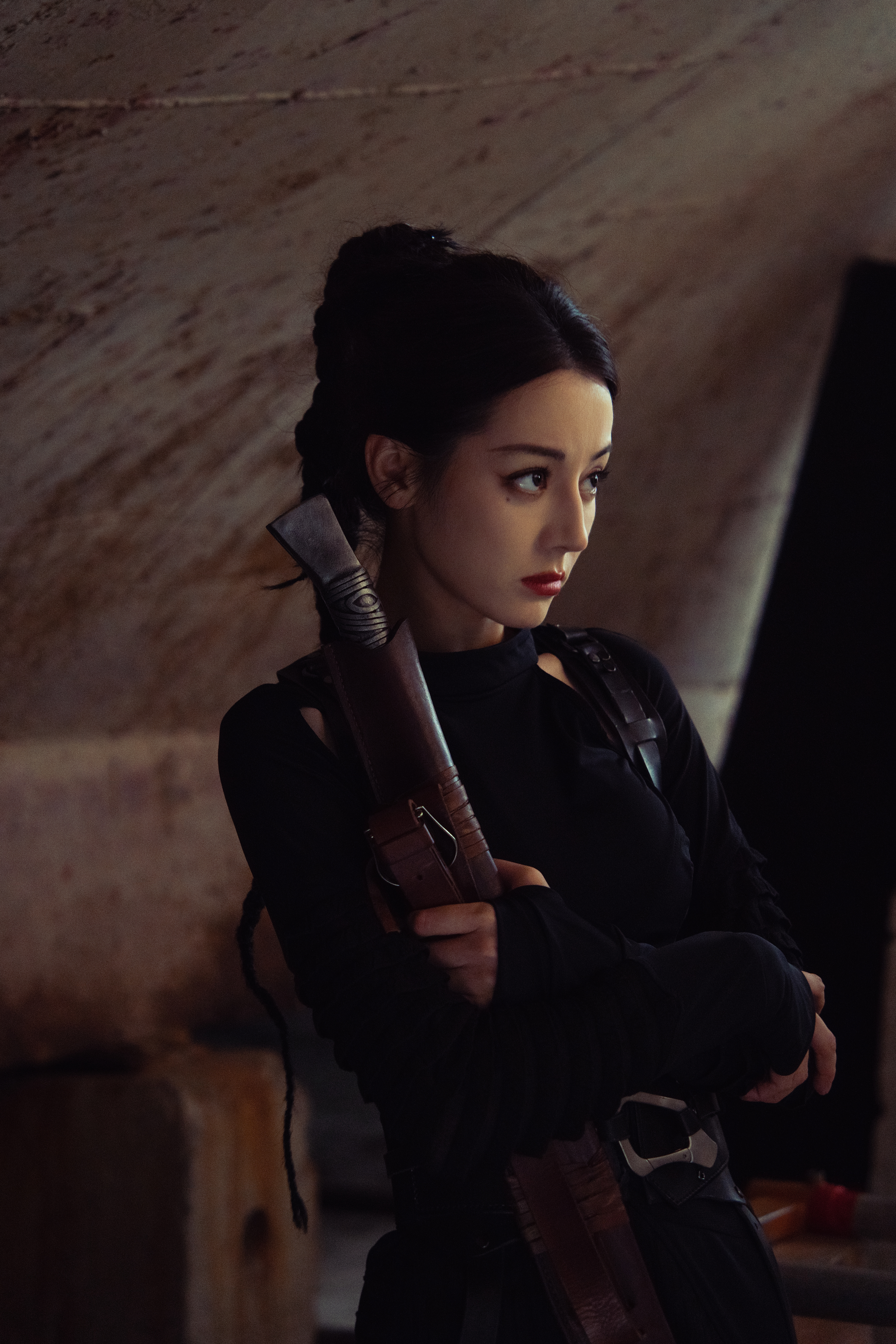 🥷 聚焦镜头之外的聂九罗 ，每个瞬间都是她为角色写下的侧写🌟今晚18:00 