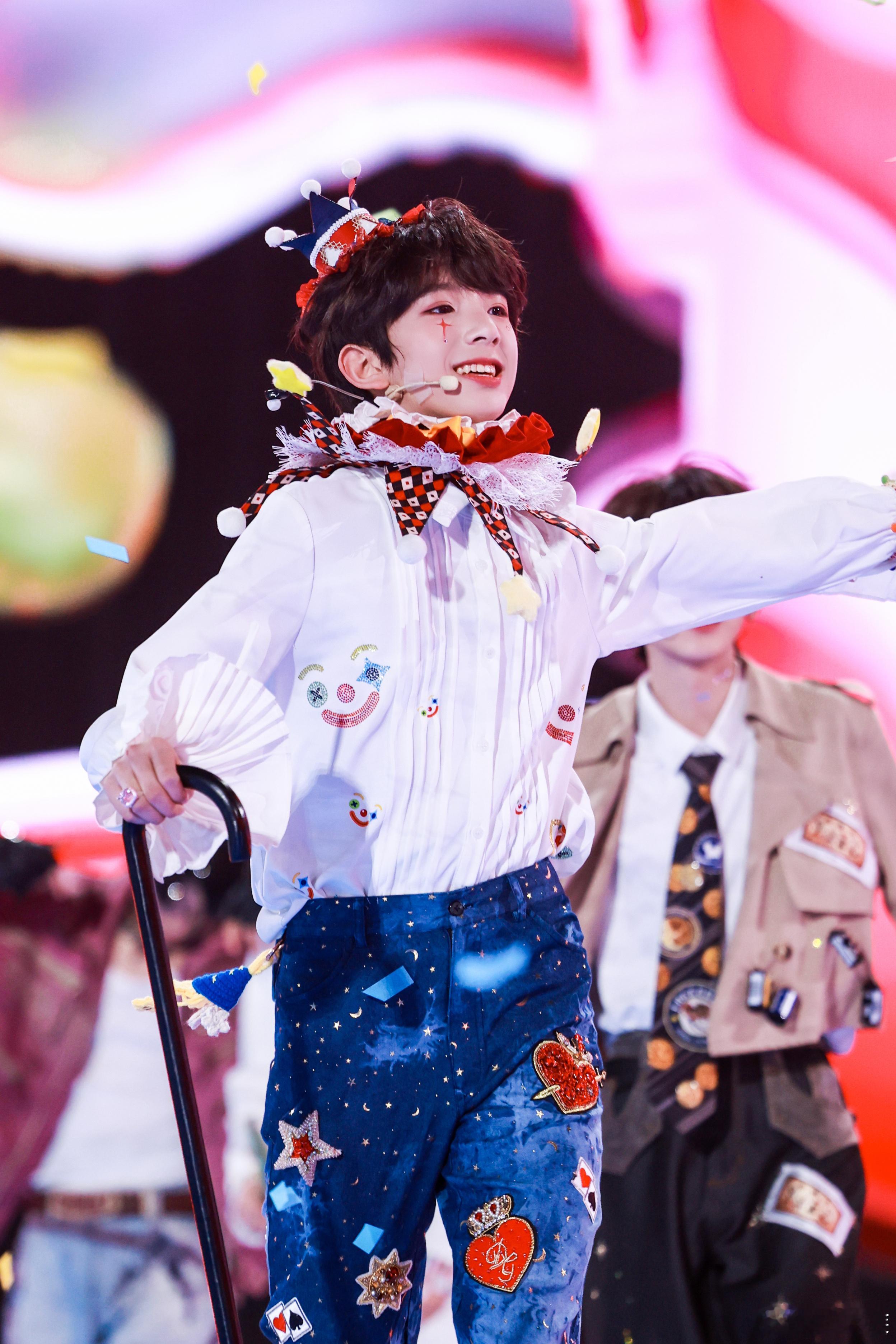 脸颊肉啊啊啊 9岁时期 