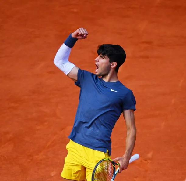 网球有約｜2024年法网阿尔卡拉斯夺冠🏆🇪🇸

卡洛斯·阿尔卡拉斯在决赛中