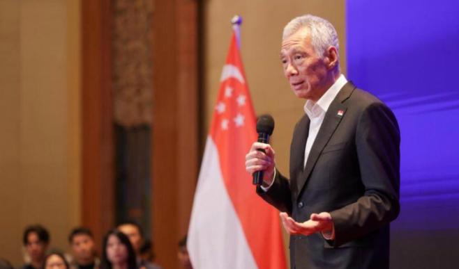 新加坡放出重磅消息

新加坡官方确认，国务资政李显龙将于 5 月 18 日至 2