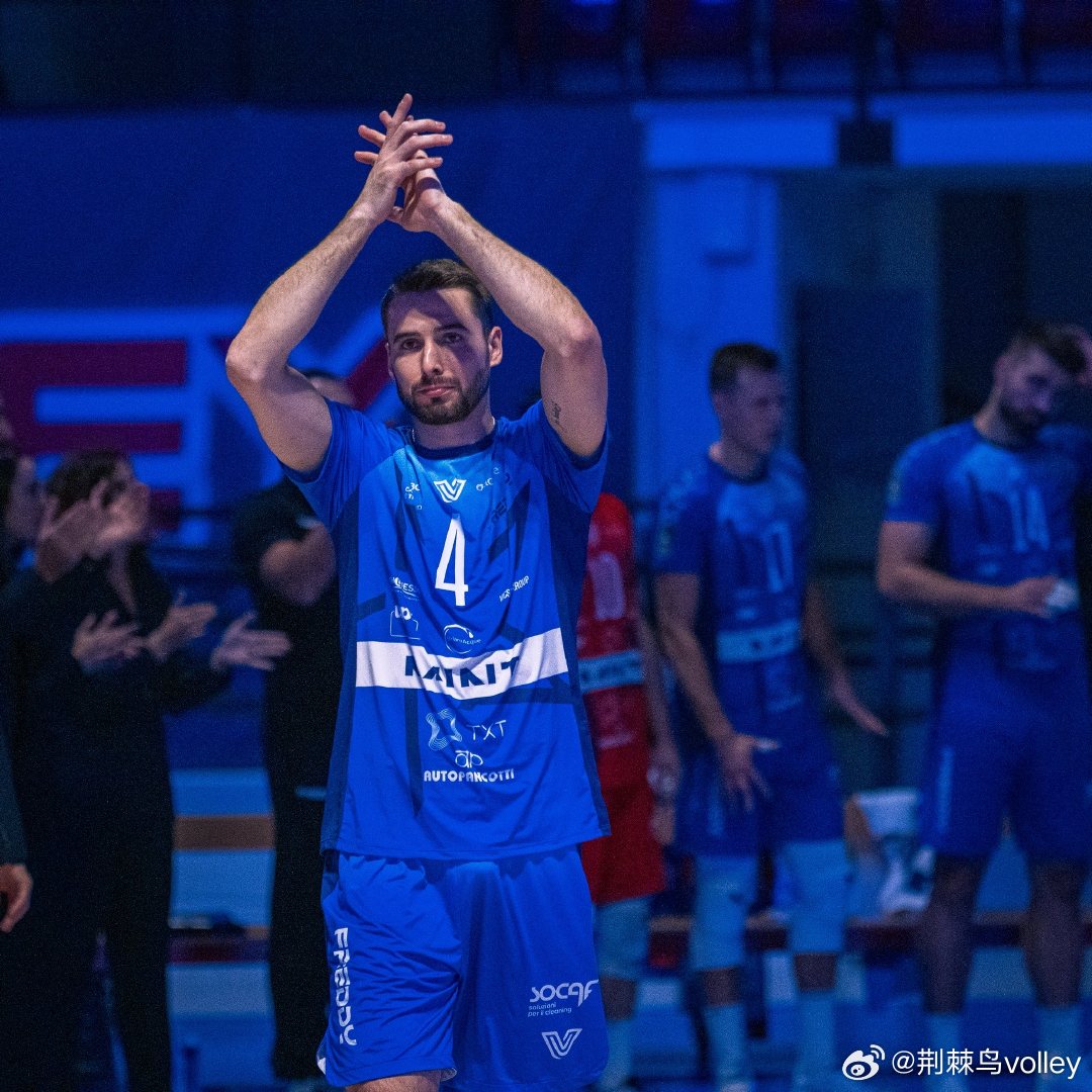 意超蒙扎宣布跟保加利亚主攻阿塔纳索夫分道扬镳。男排 国际排坛动态