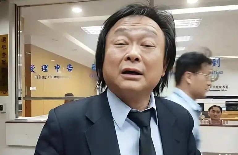 台湾立法委员王世坚说：没大陆点头，台湾啥也干不成 。

2026年4月底，他直言