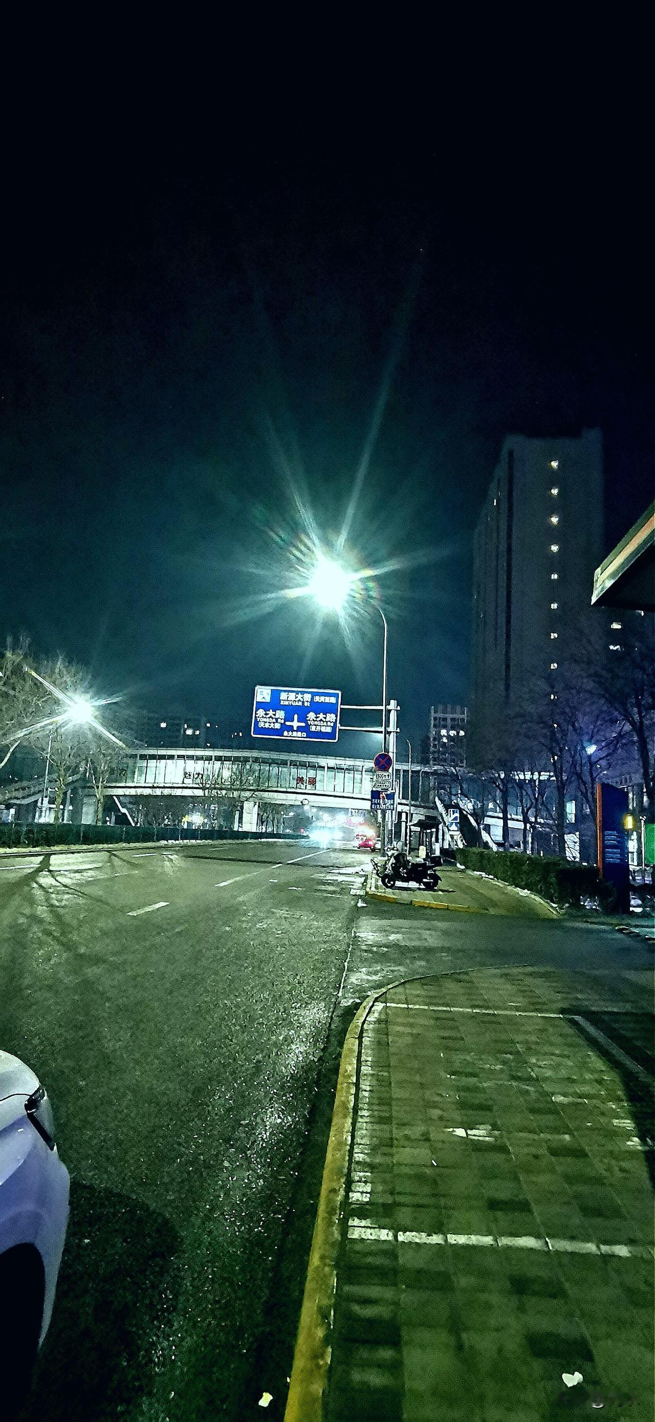 网约车的真实收入水平如何？现在开网约车还能挣钱吗？

这个问题要是放到以前，开网