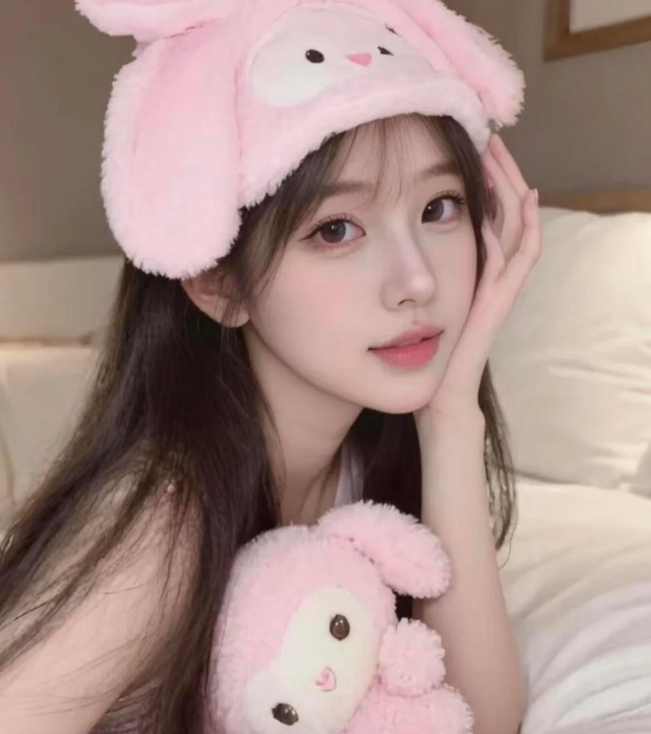 𝐖𝐞𝐂𝐡𝐚𝐭｜女生头像｜氛围感女头丨优质女头丨审美积累｜古早｜可爱 