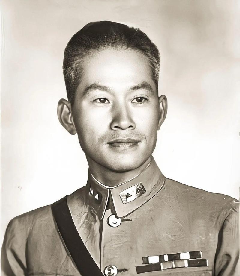 1951年的一晚，孙立人躺在床上，准备入睡，习惯性地将妻子搂进怀中。然而，刚一搂