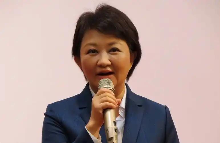 就在刚刚，

台中市长卢秀燕发表声明，

9月4日，针对蒋万安儿子“大宝”蒋得立