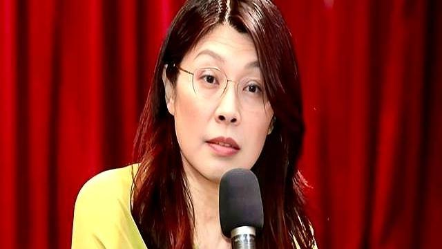 眷村一声吼，戳破台湾迷梦！郑丽文硬核表态：陆配都是台湾之子
 
3月28日，台北