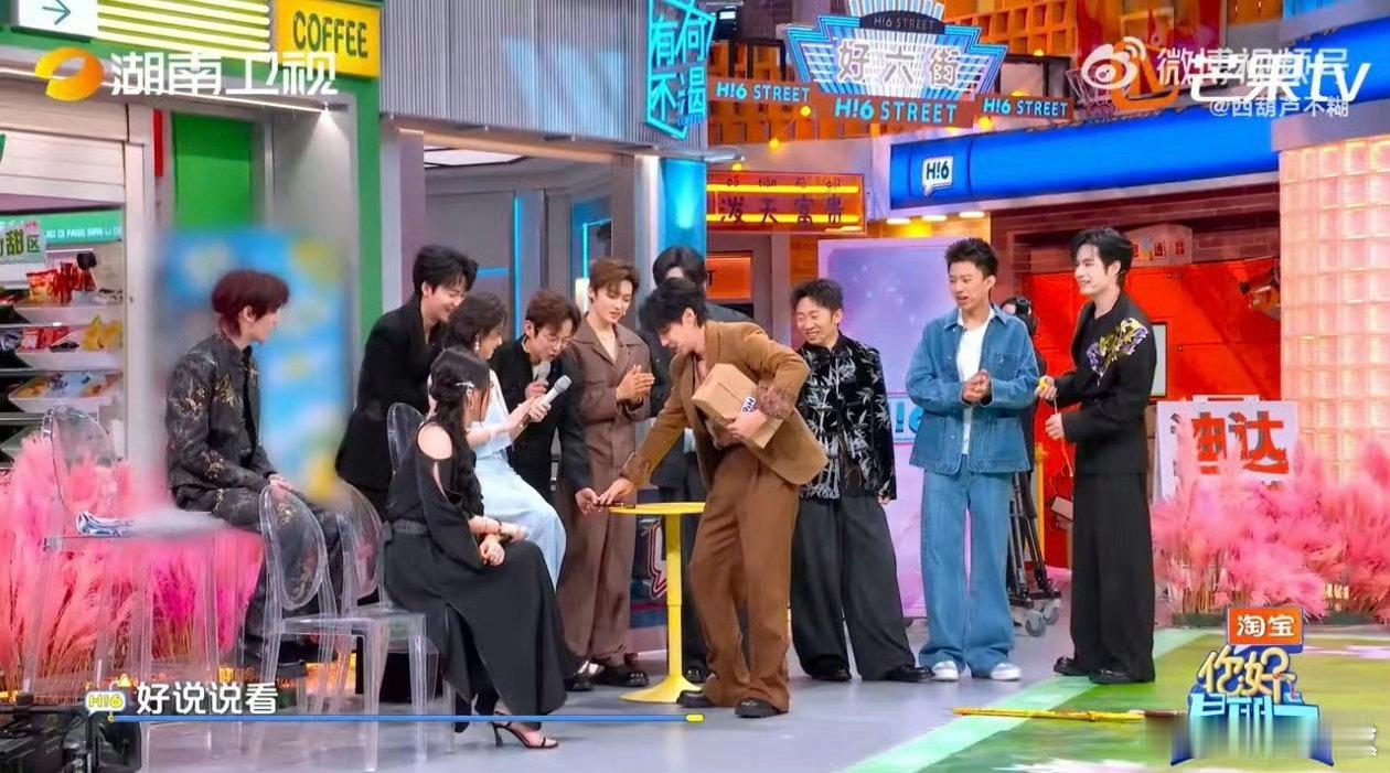 看了俩小时好六一看进度条才35分钟你好星期六 猫妖、杜宾、金毛的动物塑太贴脸了，