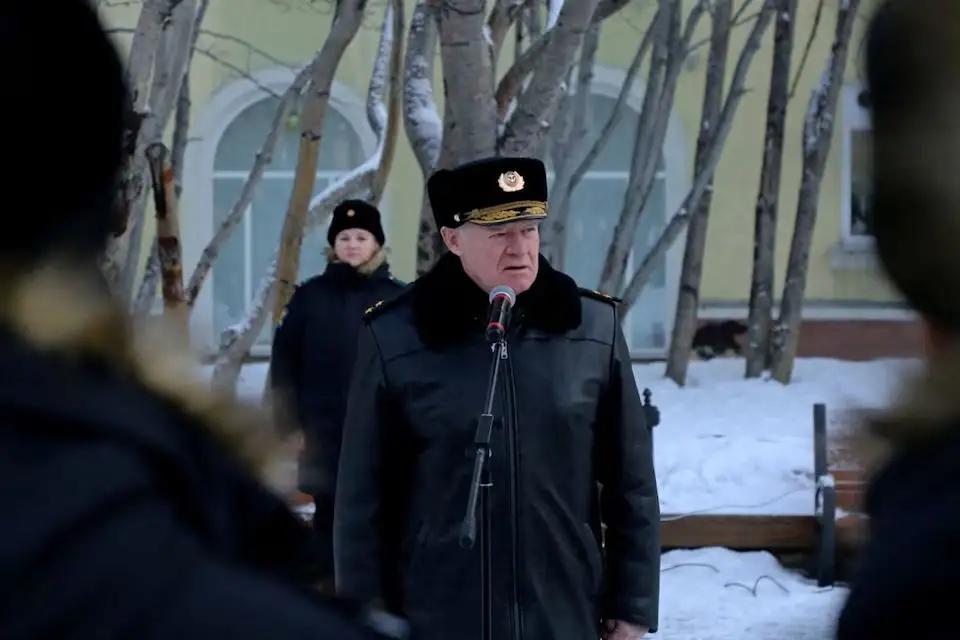 到底谁干的？俄中将坠机身亡，一机29条命，北方舰队“连锅端”

一架安-26运输