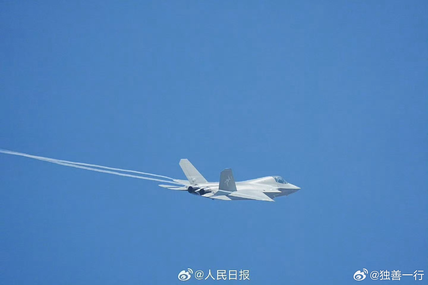 #歼35A飞行画面#歼-35A的亮相、意味着我国是继美国以后、世界上第二个具备研