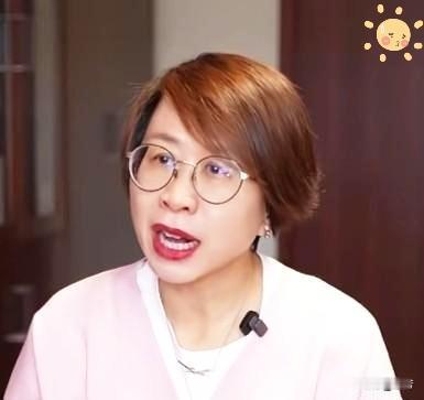 这次开会本以为会有多高端
结果一不小心变成了“拔线局”
沈逸问某教授：“您课题经