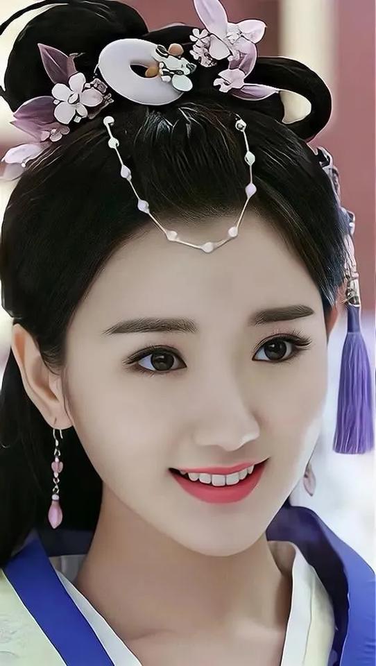 毛晓彤古装，甜美迷人！