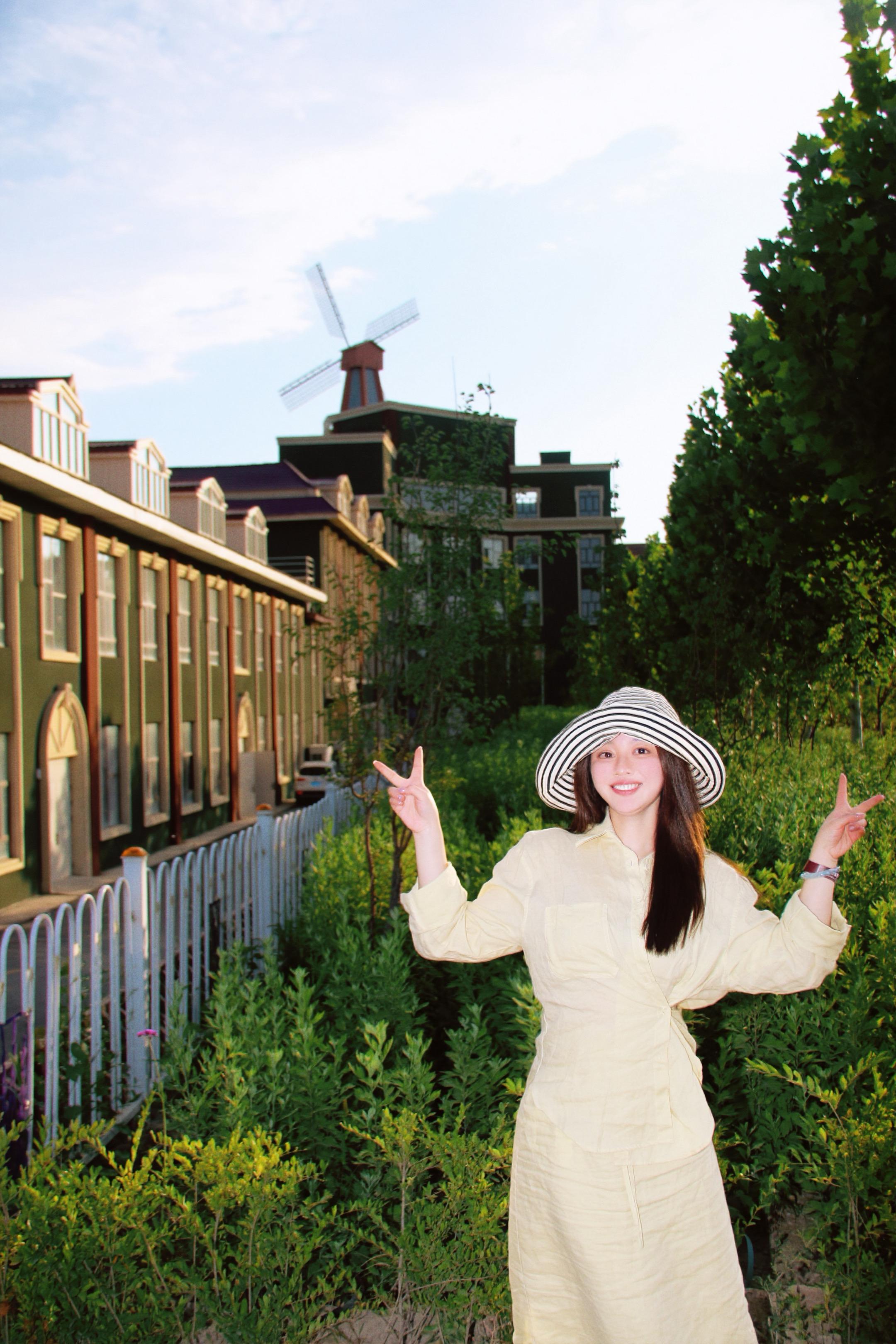 今天看到李诞的切片，大概意思是：我们不要去揣测别人的动机，因为我们是看...