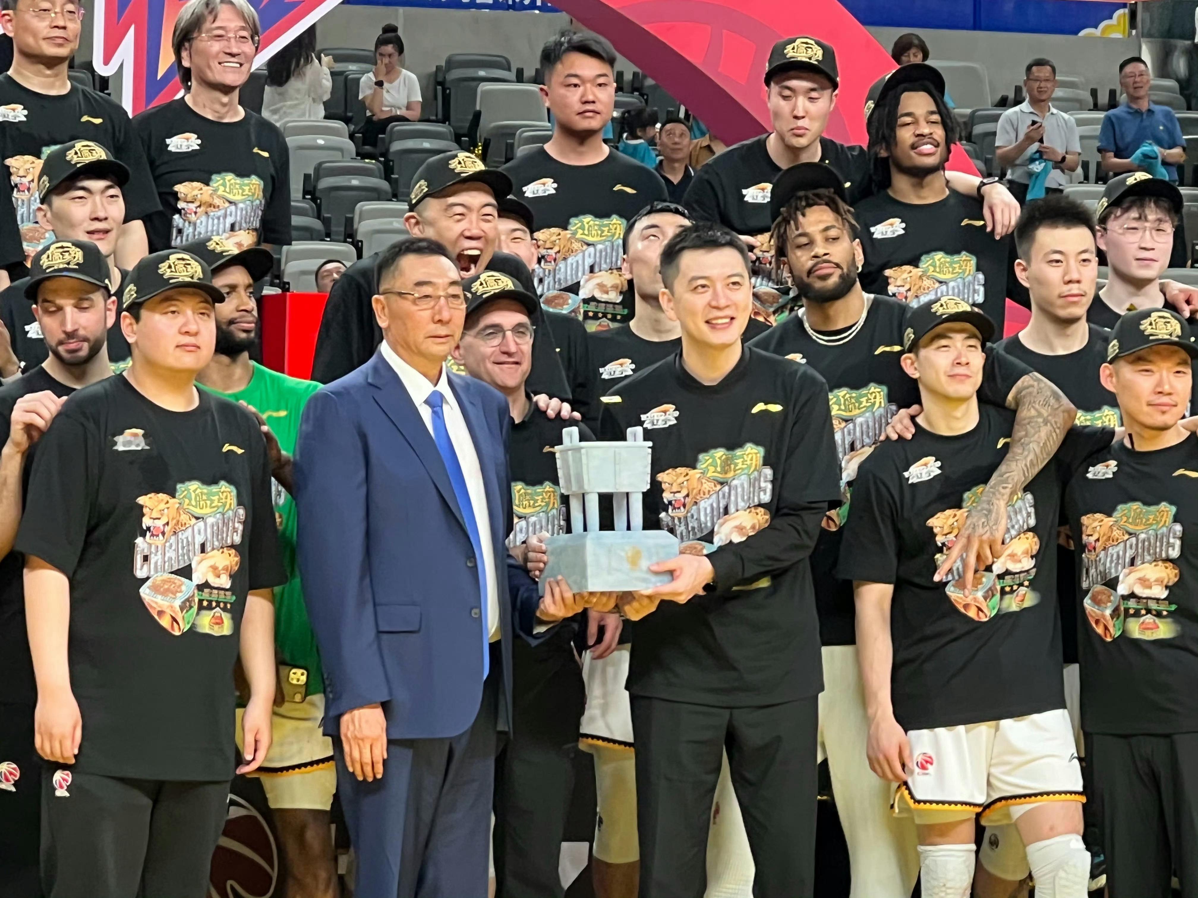 回忆归档📃过去很好，未来也要如此！杨鸣发博回应