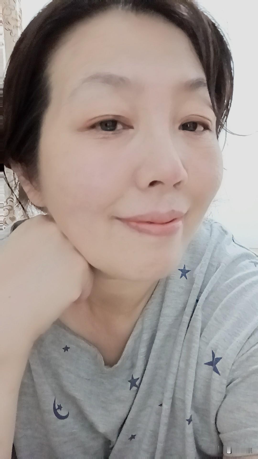 退休第546天，早安。

那些年，我在深圳中心书城开艺术手工店，曾经做的一度也挺