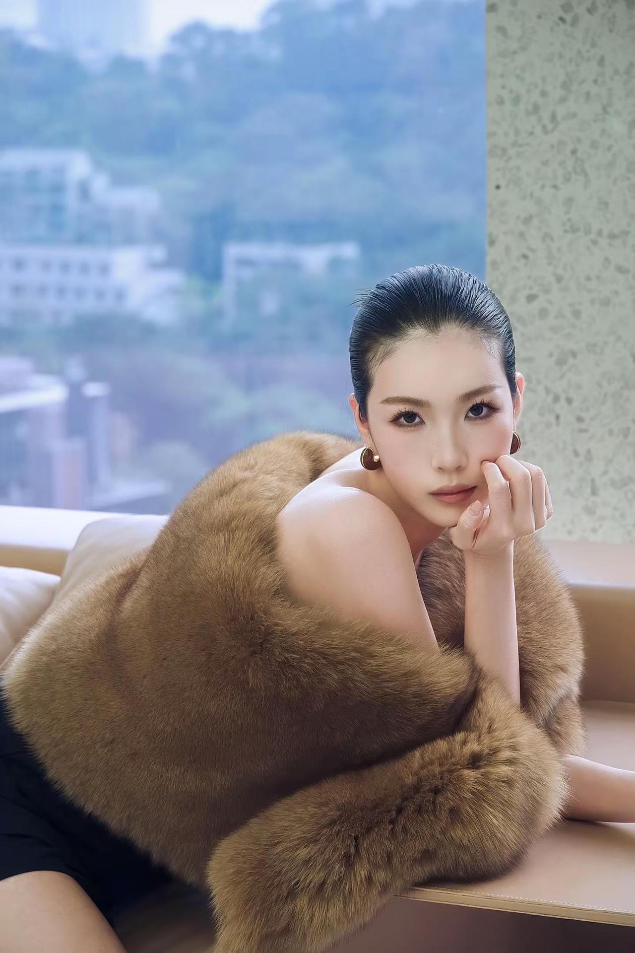 pretty minds club🖤