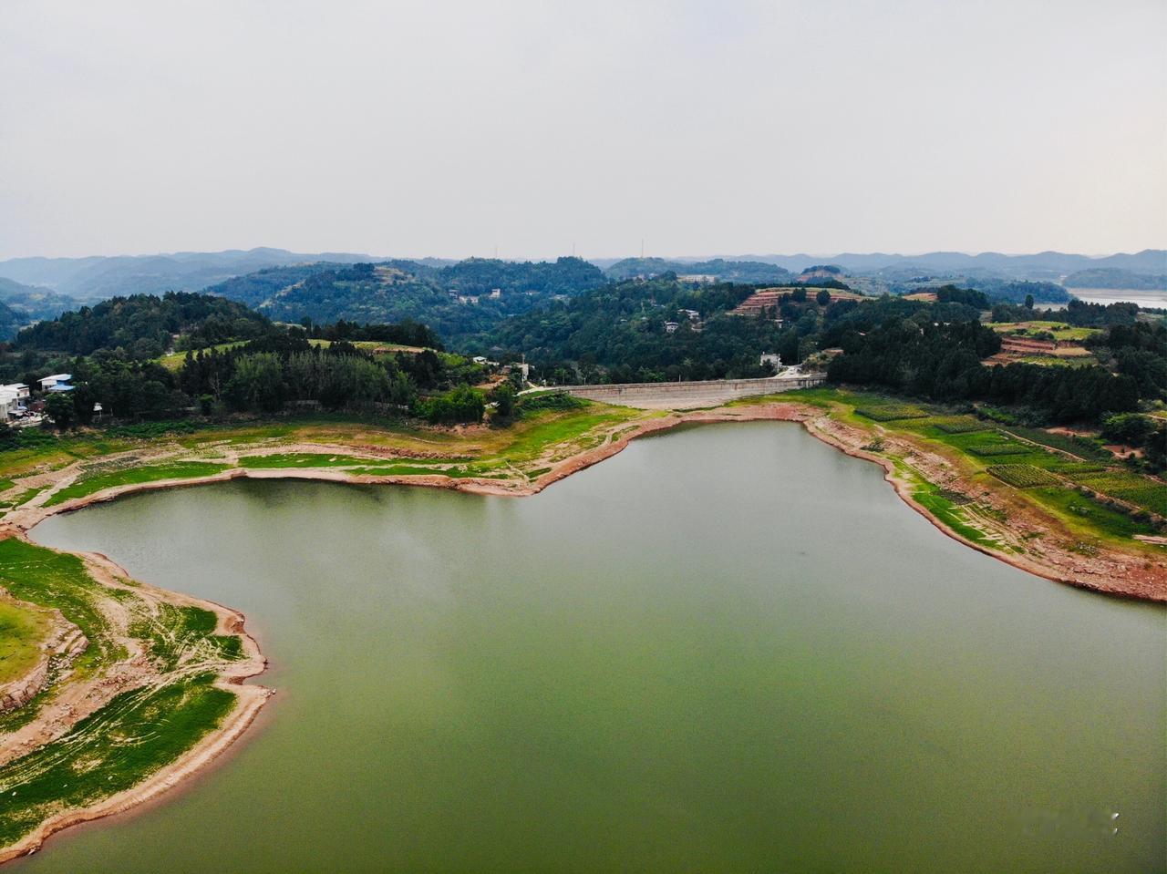 工作日过来可以独享整个水库亲子游玩好去处 成都周边游 dou出你的私藏景点