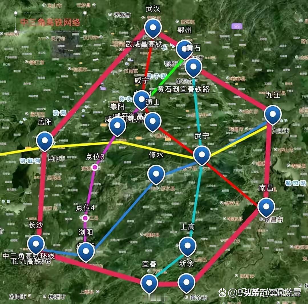 打造以武汉、长沙和南昌为中心的中三角城市群，至少还需要建设6条铁路。
现在的长江