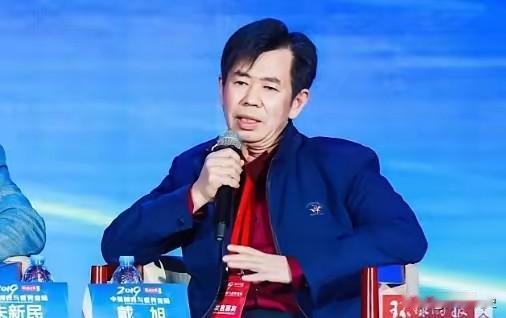 为什么敌人越围越近？戴旭怒揭真相：我们丢掉了教员 “只警告一次” 的杀气。装备越
