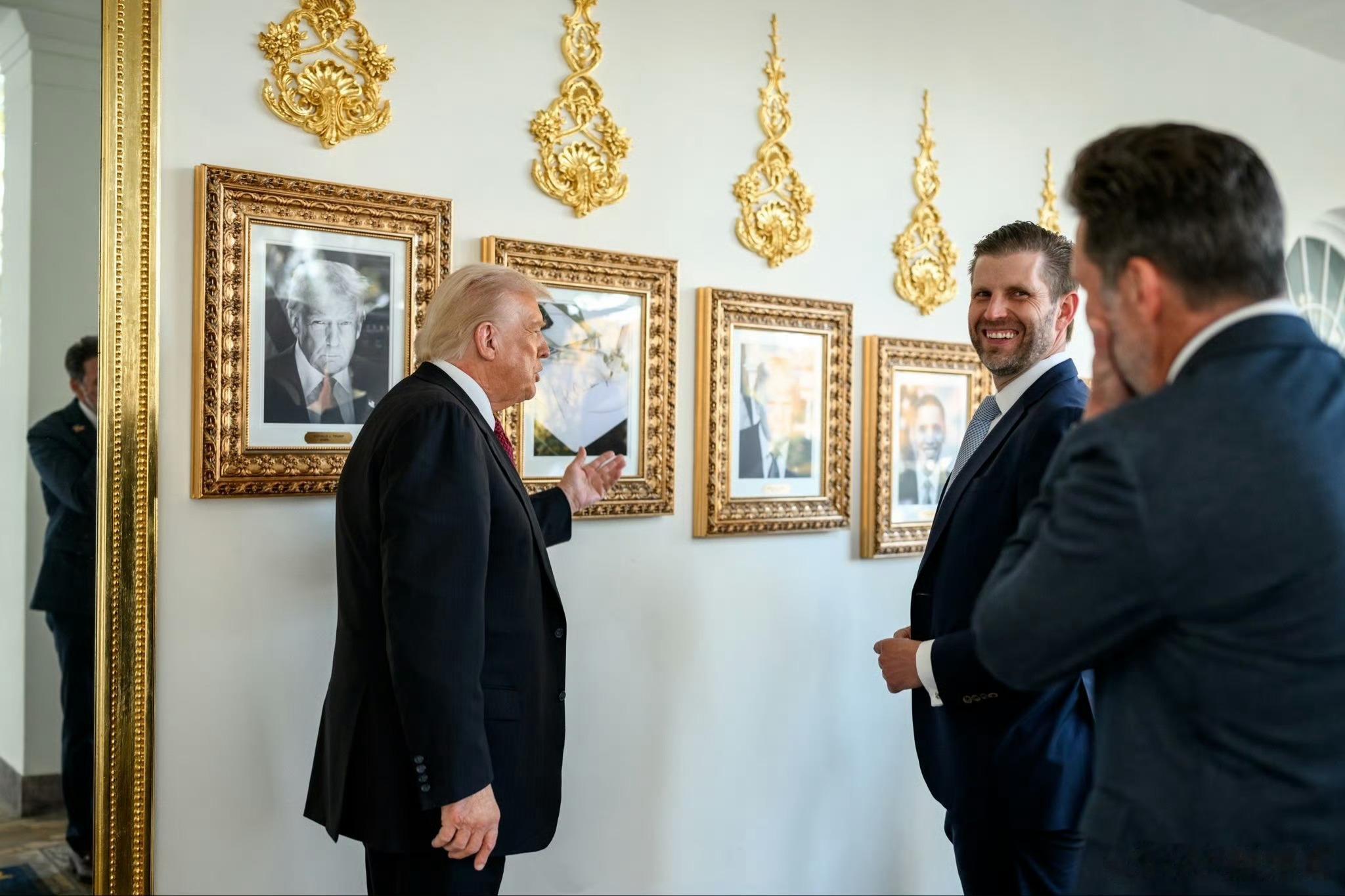 特朗普透露，某位美国前总统赞扬他对伊朗动武，并说这是其想做而未做之事。 