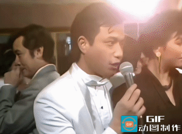 之前某档节目上，曾华倩爆料早些年在训练班时和吴君如玩的好，但和刘嘉玲玩的少。

