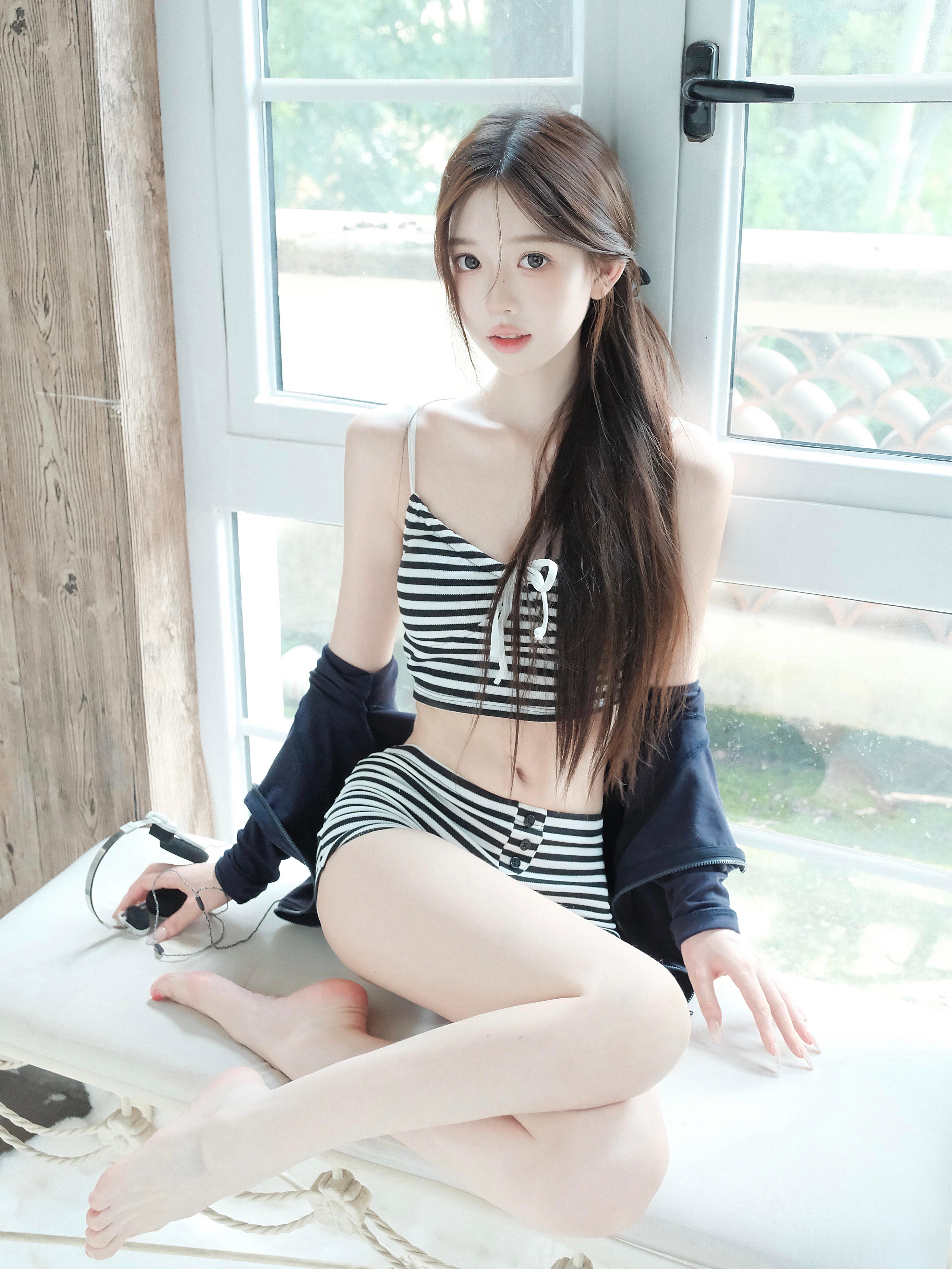 🥛甜妹原皮蟹蟹📷夏天甜妹少女写真人像摄影女生头像