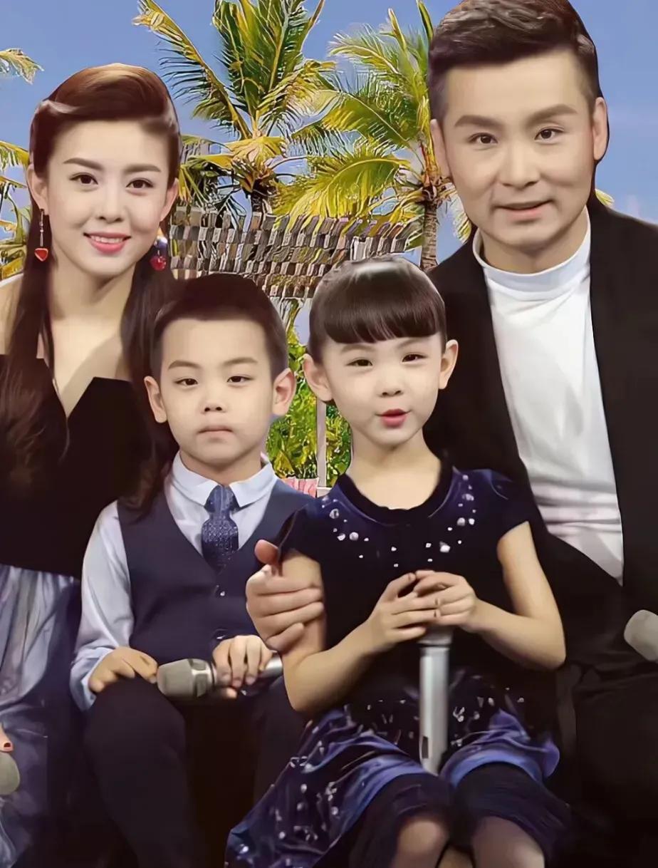 原来他们家传高颜值啊:爷爷好看，奶奶好看，儿子好看，儿媳妇好看，孙子孙女尽挑他们
