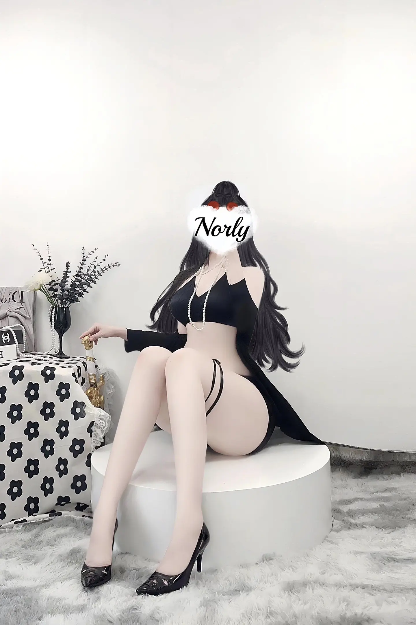 哼，以前叫人家好姐姐，现在叫人家崔老大！