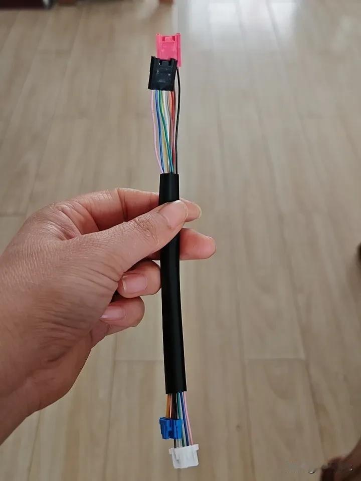 做个手工活没想到还有这么多套路
我朋友告诉我
我现在做的手工活
每个人的单价是不