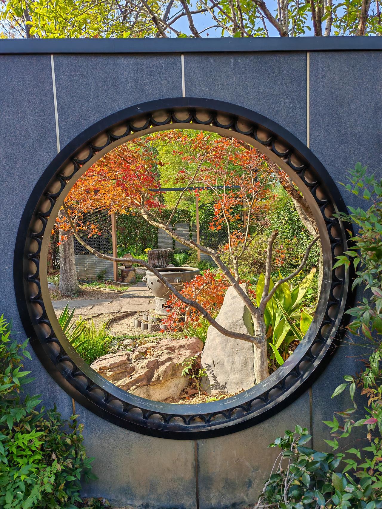 天气给力，景色宜人，若无烦事在心头，简直就快活似神仙。