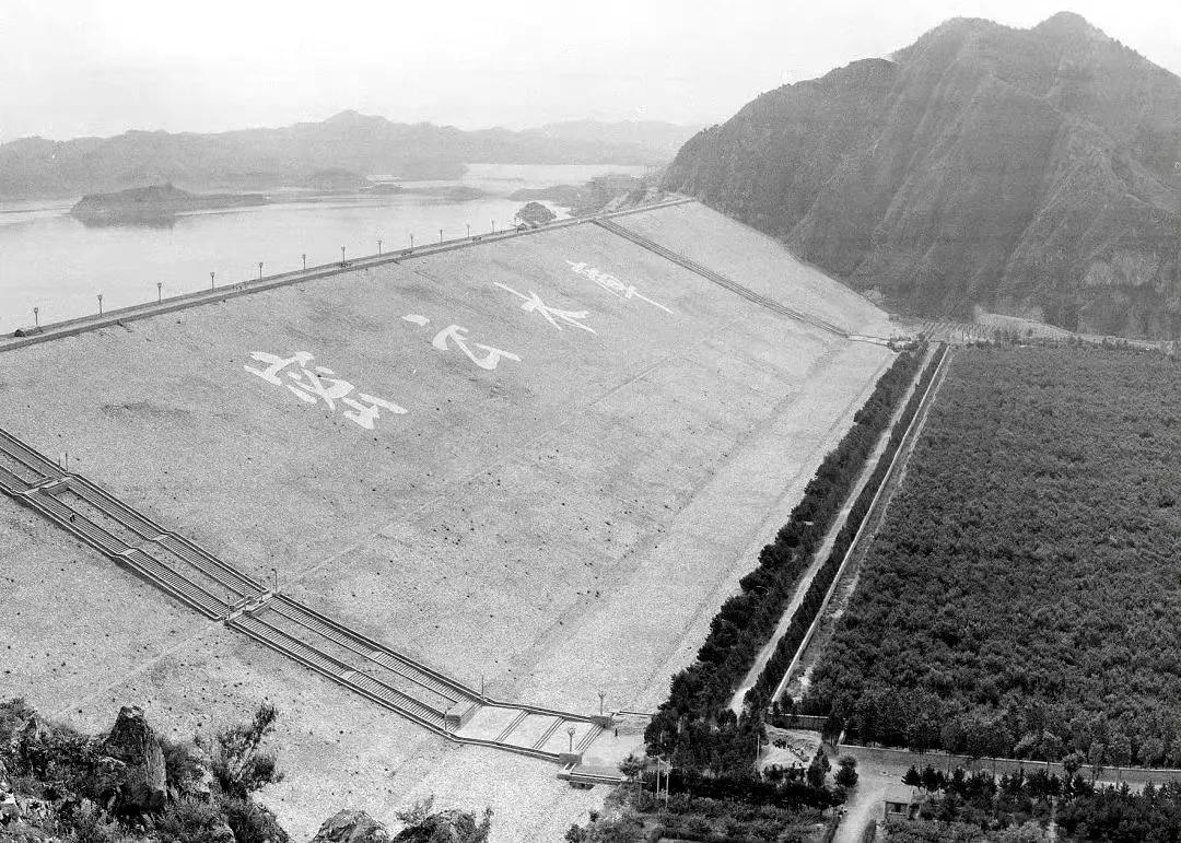 1972年，北京，密云水库，教员留给我们的宝贵遗产：中华大地无数大小水库 ​