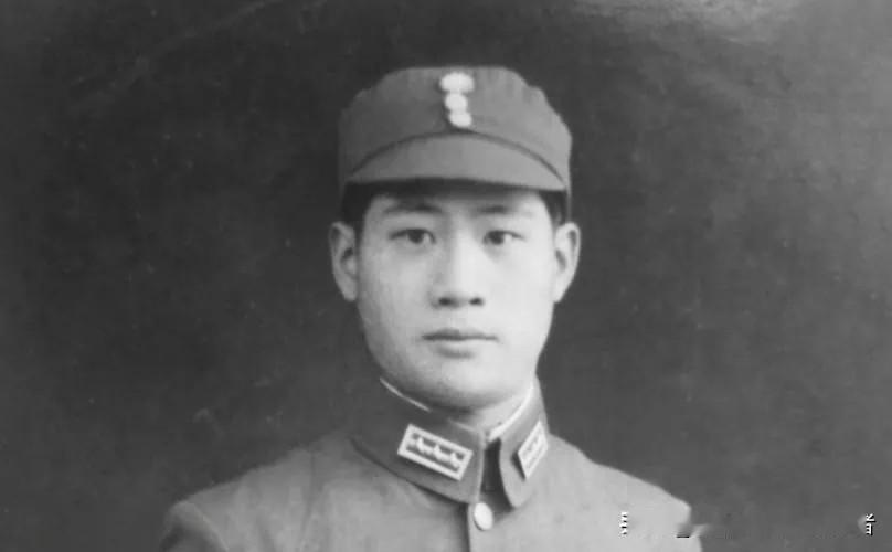 1950年，台湾共产党员林正亨被枪决，囚车正巧经过他家门前，他猛然站起大声喊：保