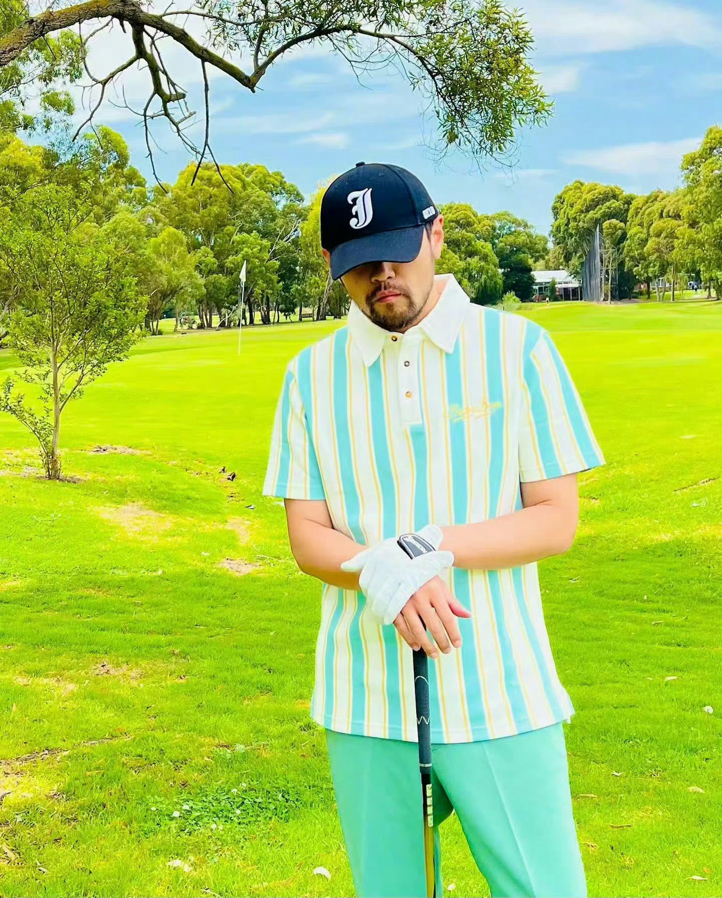 又是打高尔夫的一天 