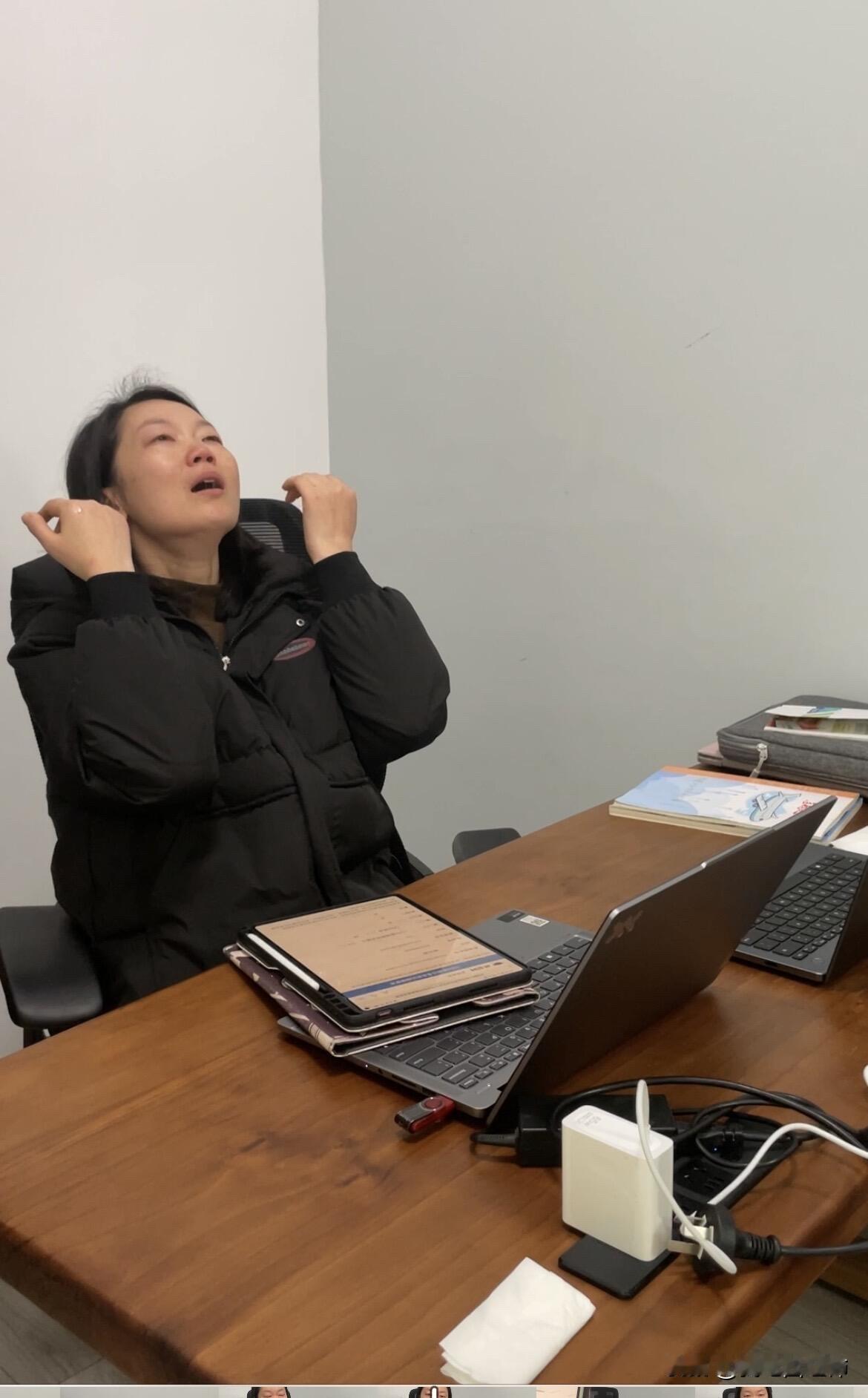 四十岁考研，查分之后放声大哭
四十岁这年，我做了一件只与自己有关的任性小事。毕业