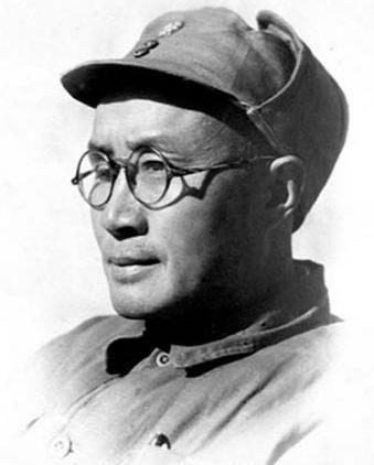 刘伯承一生英勇无畏，死后为何未葬八宝山？夫人的深情回答令人感动不已！
一九八六年