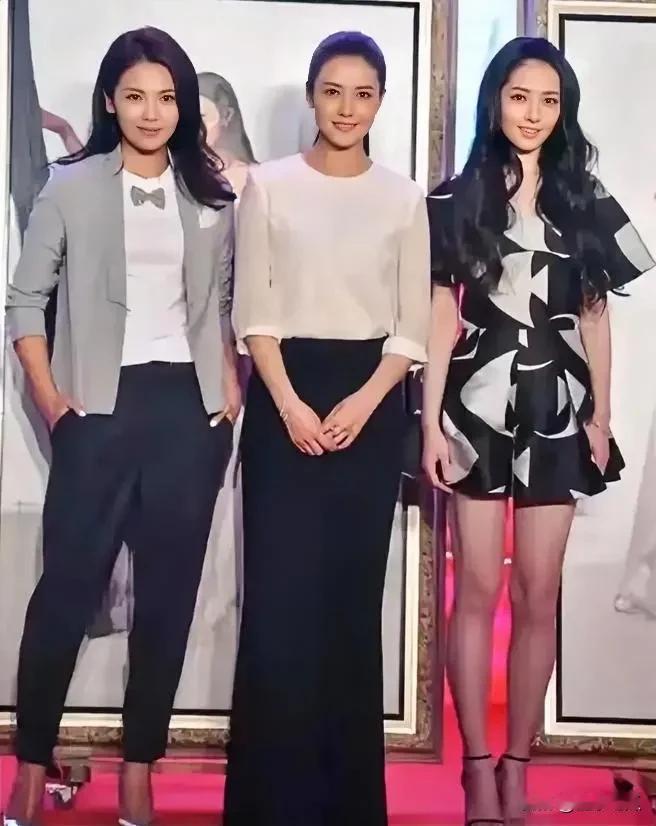 刘涛、高圆圆、郭碧婷三位女星在娱乐圈可谓是出淤泥而不染。
刘涛凭借自身努力在演艺