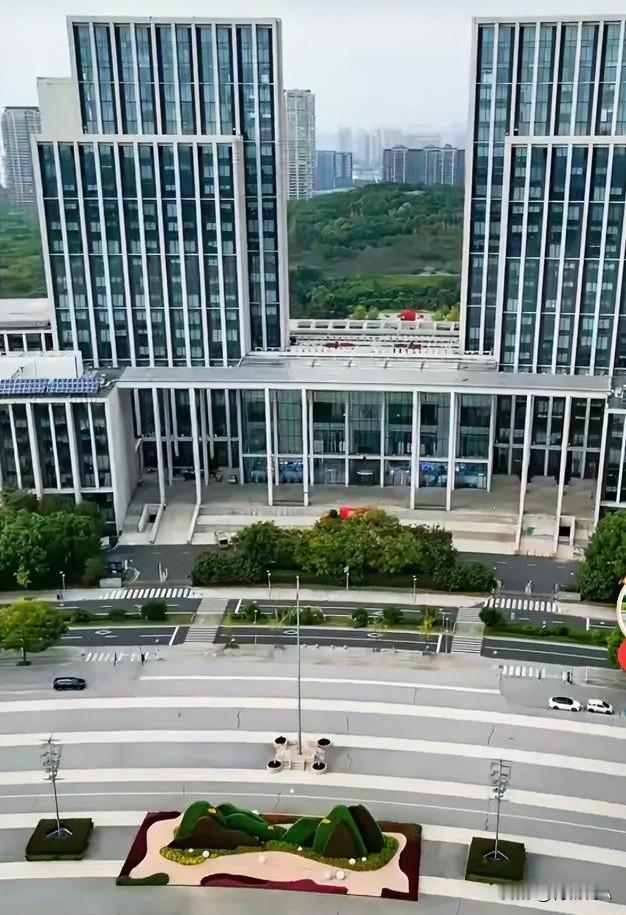 综合处改综合科、财务处改财务科、预算处改预算科、亚太处改亚太科、欧非处改欧非科、