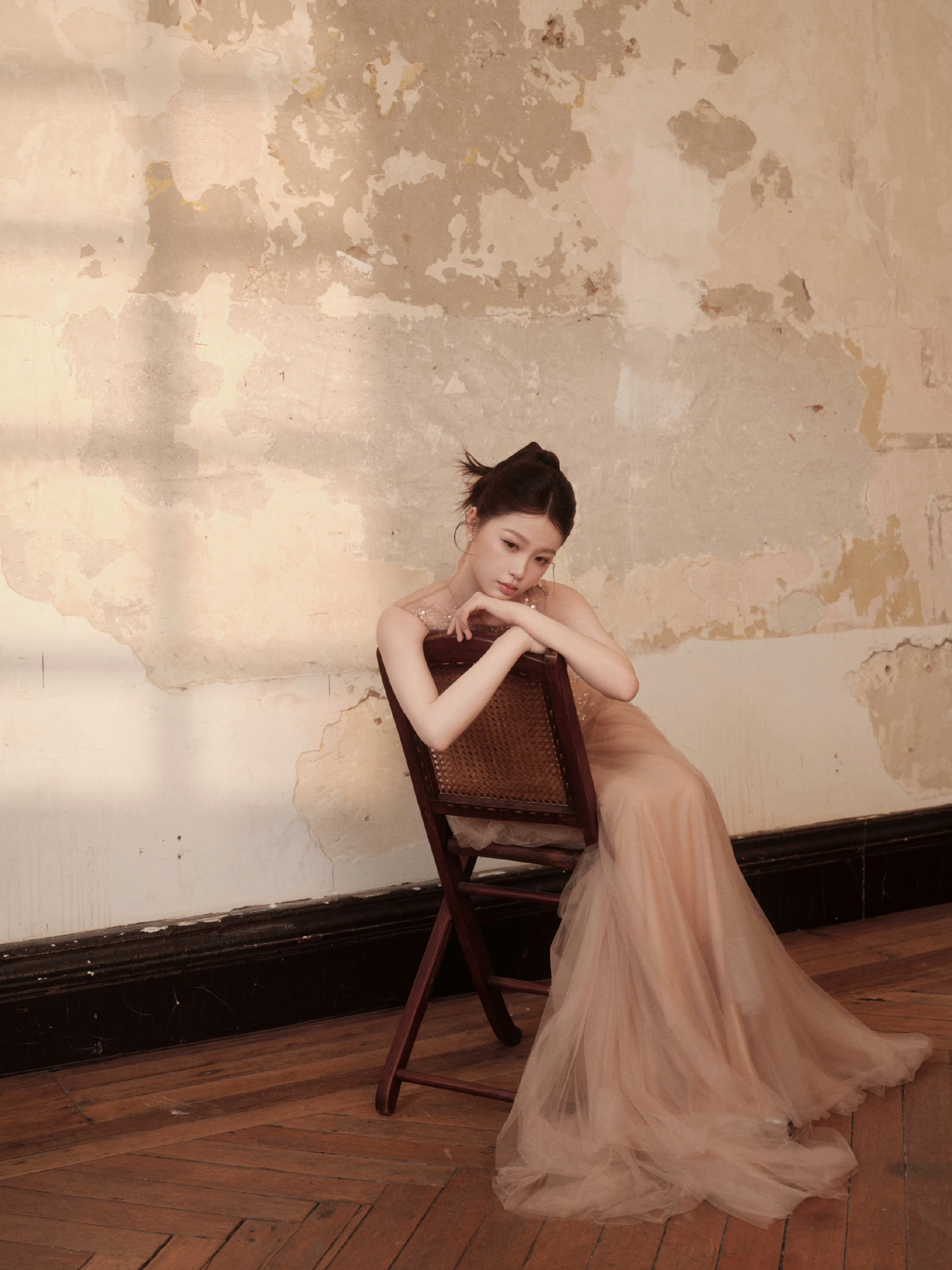 #虞书欣直播#今晚七点就能见到虞书欣啦[赢牛奶]现在先来欣赏一下虞书欣最新营业照