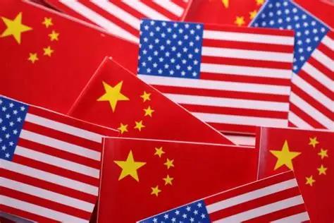 现在有两个判断，第一个是美国将和中国一决雌雄，第二个是将形成以中国为中心的世界贸