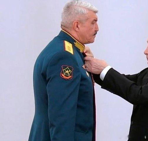 对于库普扬斯克，司机和大递各执一词。泽连斯基表示，向弗拉基米尔·普通报了库皮扬斯